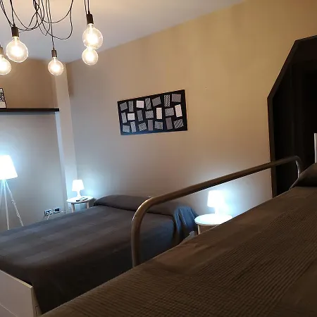 Apartament Mercede 34 *